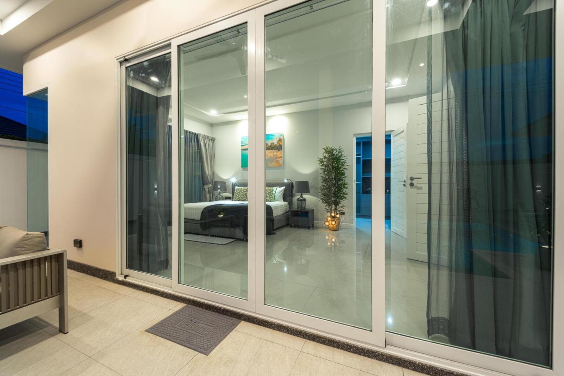 Modern 3br - Great Location - Kl3 Villa *
