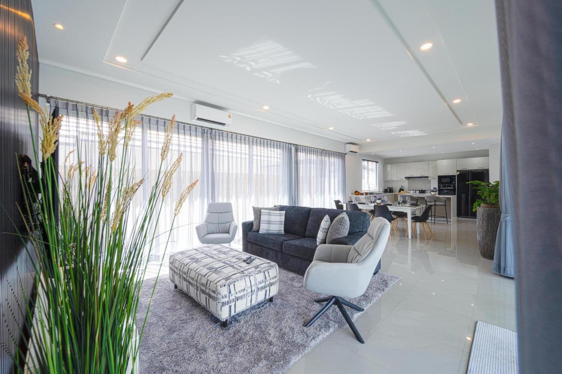 Villa Modern 3br - Great Location - Kl3 *